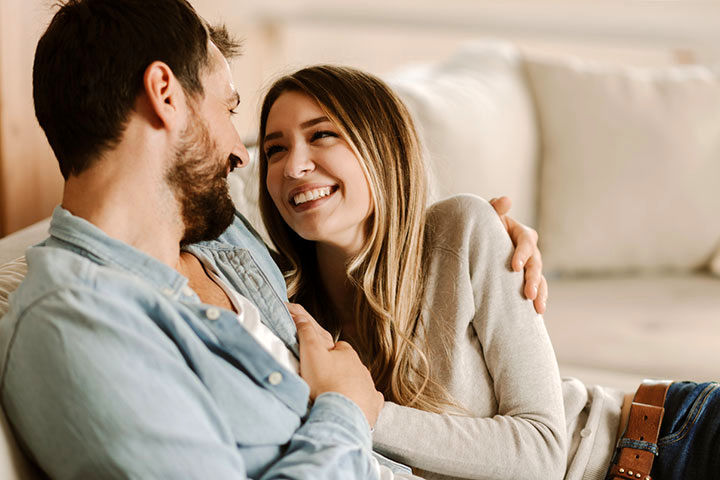 نشانه های که همسرتان شما را دوست دارد