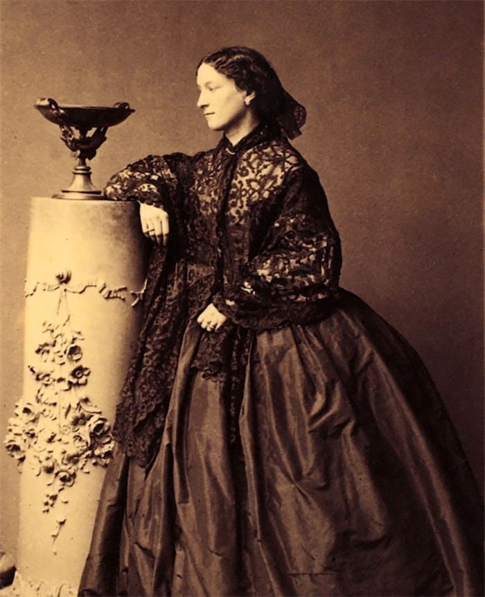 مخترع زن آکواریوم