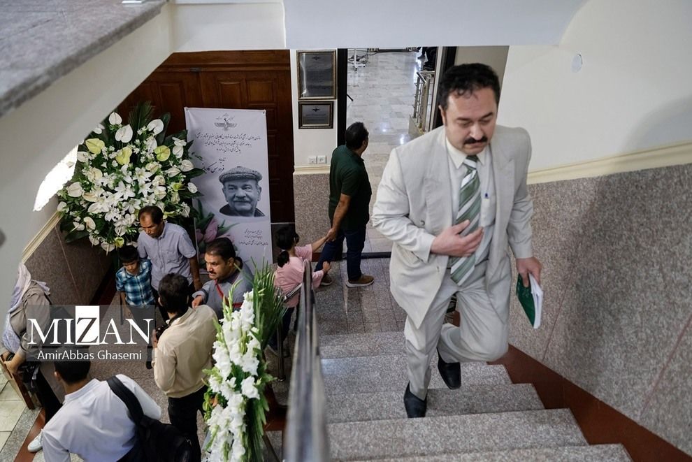 آیین پرسه فردوس کاویانی /تصویر 45 1696580236 706 آیین پرسه فردوس کاویانی تصویر