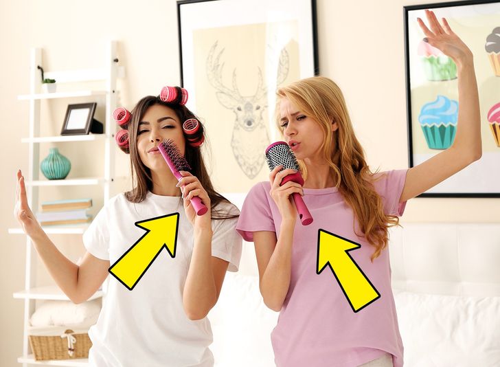 1696903384 443 ۱۱ وسیله شخصی که حتی با نزدیکان تان هم نباید