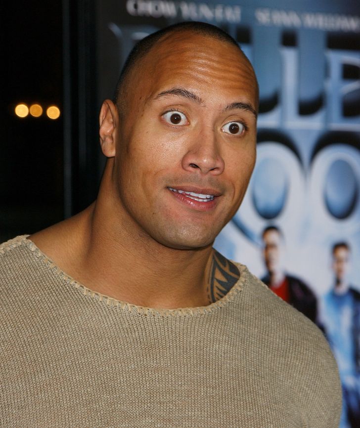 ۱۵ نشانه در زبان بدن یک مرد که می گوید عاشق شما شده است