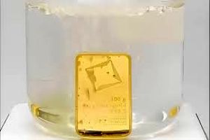 ببینید: اسید با طلا چه می کند؟