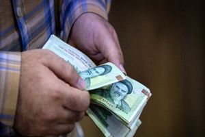 مار و پله تورم و حقوق؛ چرا تعیین نرخ حقوق هیچ کس را راضی نمی‌کند؟