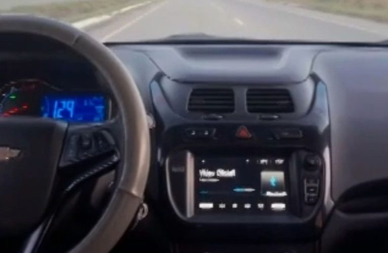 مرگ فوتبالیست برزیلی زمان رقصیدن پشت فرمان!/ عکس