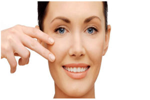 ۶ ماده که مصرف آنها پف‌ زیر چشم‌ را رفع می‌کند