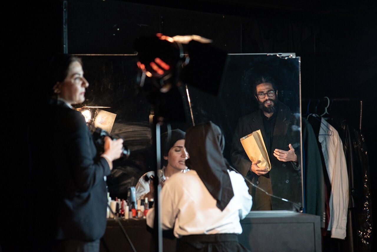 پوریا شکیبایی: مفتخرم، راهی که پدرم رفته را نرفته‌ام؛ بازی این نقش تنبه من بود/ مجتبی جدی: جامعه باید به خشونت عمیق نگاه کند/ خوانشی شرقی در اجرا دارم