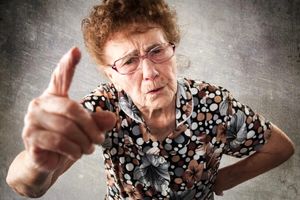 اثبات علمی بودن پیشنهاد مادربزرگ‌ها برای شستن پشت گوش‌ها!