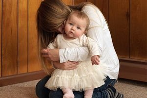 چرا وقتی به بچه هایمان فکر می کنیم، ترس سراسر وجودمان را می‌گیرد؟