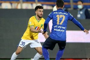 استقلال یک - صنعت‌ نفت آبادان صفر/ تثبیت صدرنشینی آبی‌پوشان با شلیک مهدی‌پور