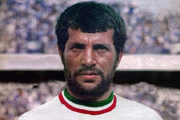 1711749105 211 رونمایی علی پروین از دخترانش؛ دختران سلطان یکی از یکی