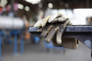 چانه زنی برای سبد معیشتی و تعیین حداقل دستمزد ۱۴۰۳ ادامه دارد/ ویدئو