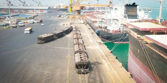 ۱۹.۴ میلیون تن کالاهای اساسی در بنادر ایران تخلیه شد