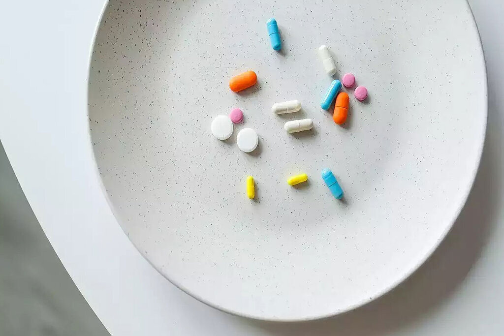 آب رسانی پوست از درون؛ با مراعات این نکات خشکی پوست را از بین بردن کنید_آینده 25 آبرسانی پوست از درون؛ با رعایت این نکات خشکی پوست را رفع کنید