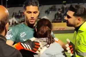 خبرگزاری اصولگرا خواستار محرومیت وجود زنان در ورزشگاه‌ها شد_آینده