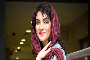 سارا رسول‌زاده به «آن‌ها افترا می‌گویند» پیوست_آینده