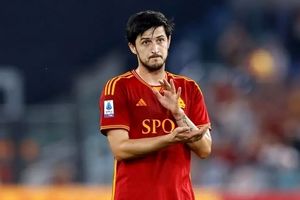 واکنش سردار آزمون به درگذشت رضا داوودنژاد/ ویدئو