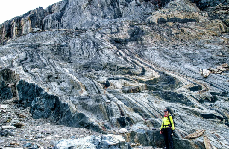 میدان مغناطیسی زمین ۳.۷ میلیارد ساله است_آینده