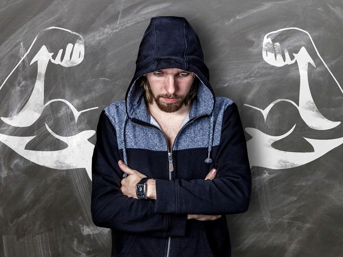 احساس قربانی شدن و دلسوزی برای خود