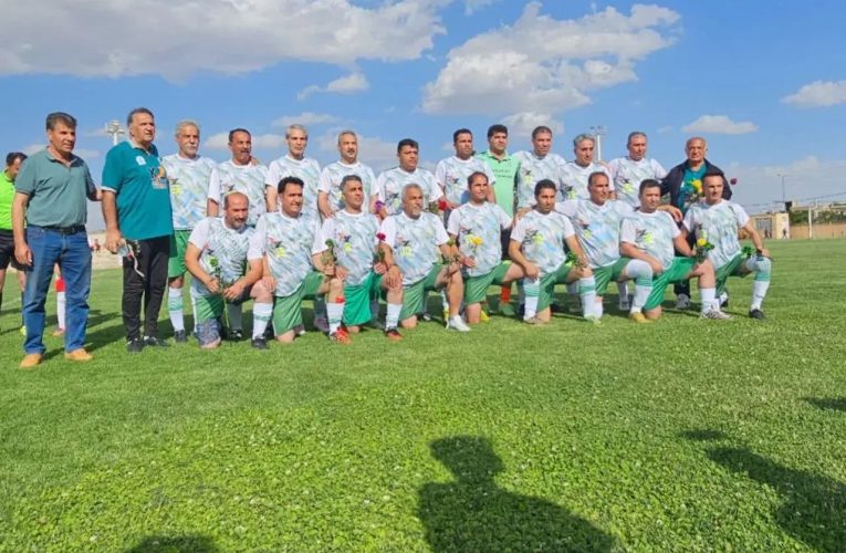 جشن تولد غیرمنتظره سرمربی قبل تیم ملی و پرسپولیس_آینده