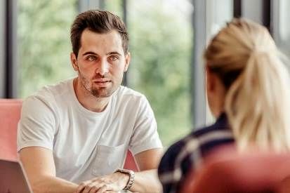 چند ویژگی مردانه که زنان عاشق آن هستند_آینده