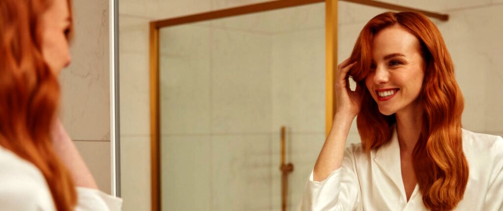 چگونه از آسیب آب سخت به موها جلوگیری کنیم؟