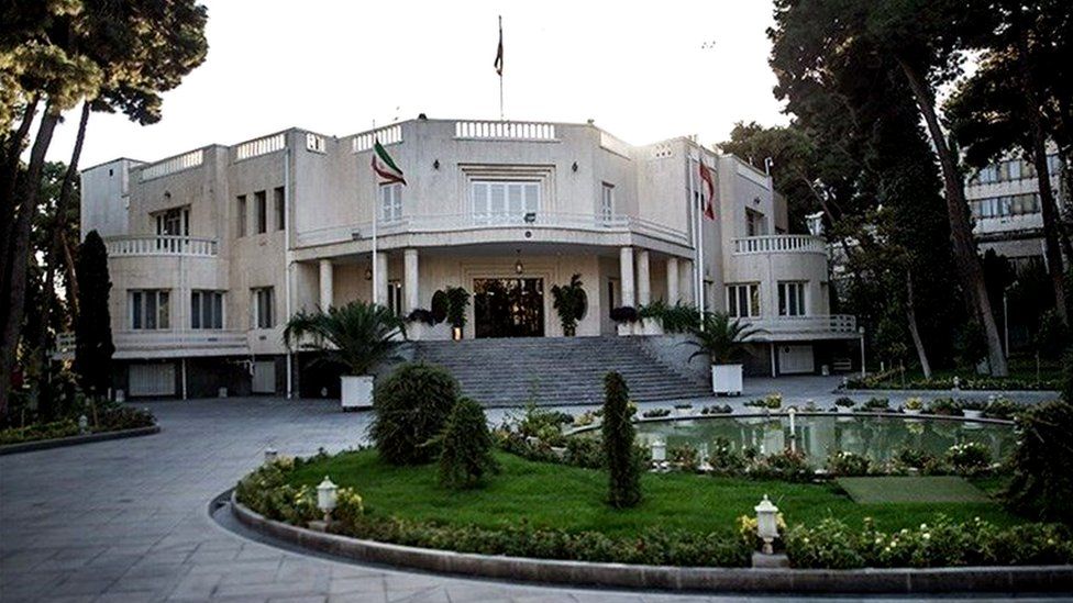 سرنوشتِ پرسپولیس را به سرنوشتِ انتخابات گره‌ زده‌اند!