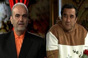 قهر خداداد عزیزی روی آنتن زنده تلویزیون: من سخن نمی‌زنم/ ویدئو_آینده