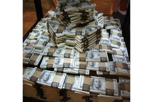 مذاکرات برای آزادسازی منبع های ارزی مسدود شده ایران در بحرین اغاز شد_آینده