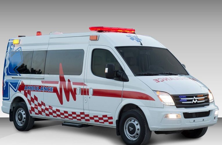 کار علی پروین شرم‌آور می بود/ مطمعن مردم به آمبولانس‌ها خدشه‌دار می‌شود/ میعادفر: برخورد قانونی می‌کنیم_آینده