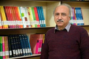 دولت چهاردهم از لحاظ مالی به‌شدت در مضیقه است_آینده