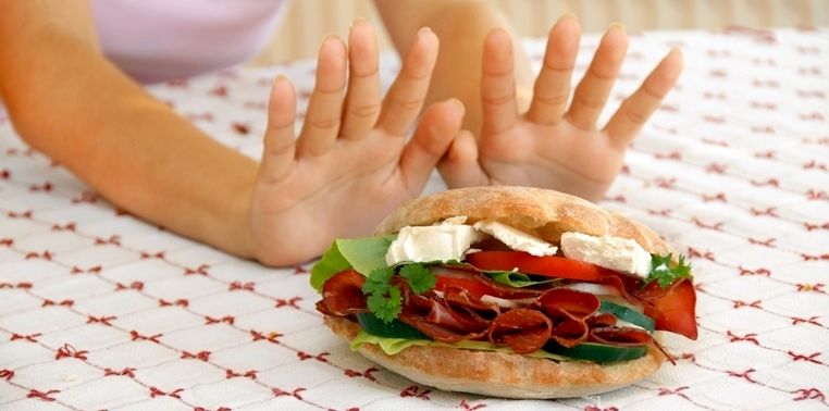 نقش والدین در عادات بدِ غذایی فرزندان_آینده 32 نقش والدین در بروز اختلالات تغذیه ای فرزندان