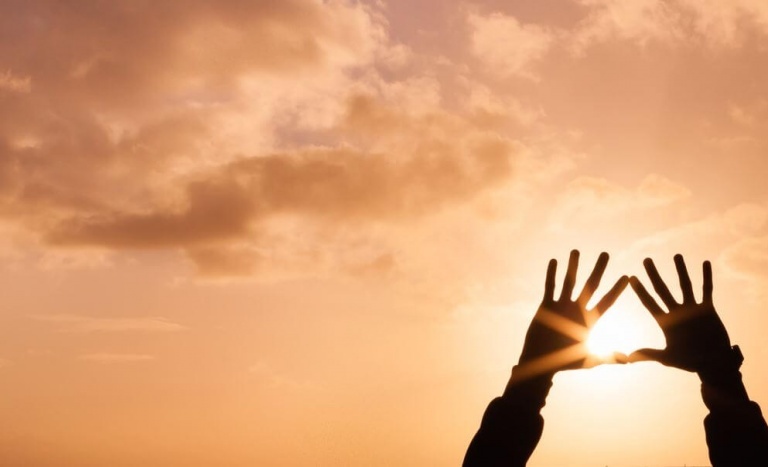 چرا و چطور لحظه های ابدی زندگی مان را دریابیم؟_آینده 22 چرا و چگونه لحظه های ابدی ِ زندگی مان را دریابیم؟