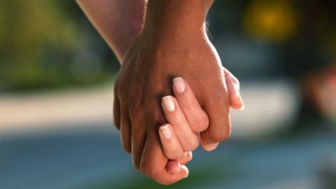 مسئولیت عاطفی چیست و چطور آن را در روابط مان پرورش دهیم؟_آینده