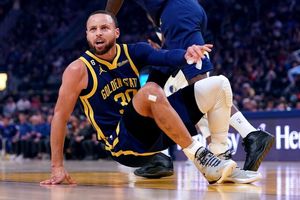 موبایل در NBA قدغن شد!_آینده