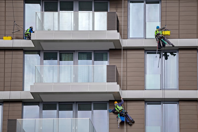 هزینه نماشویی ساختمان با طناب