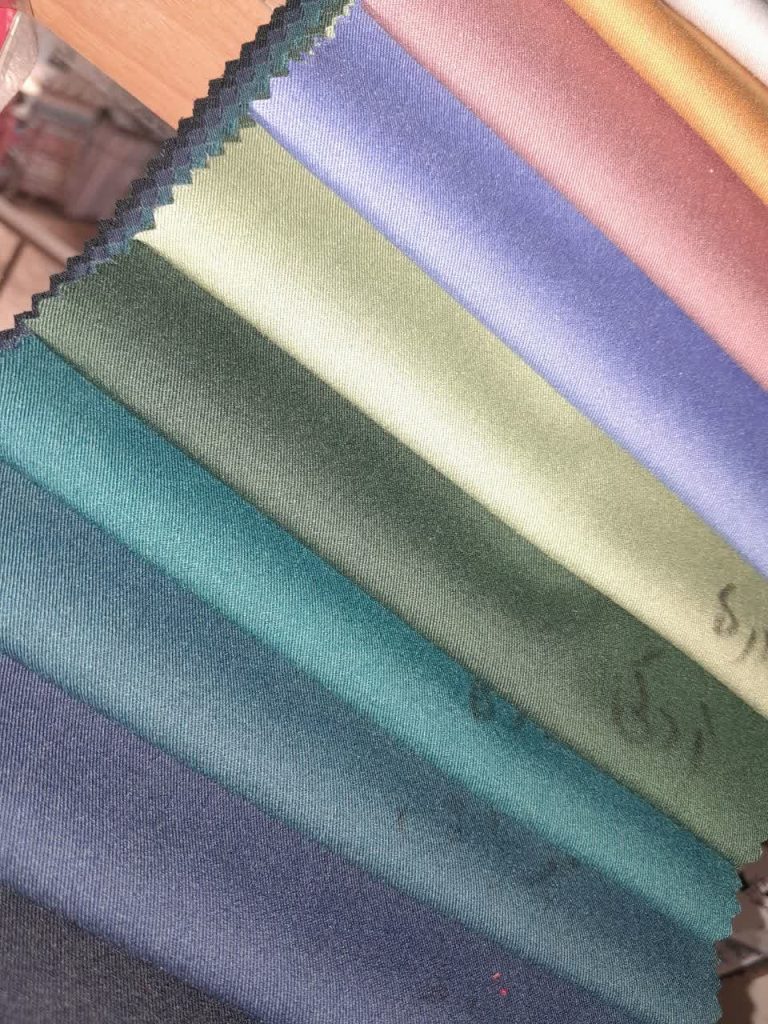 3 تا پارچه جدید فرم مدارس که امسال به بازار میآید 17 3 13