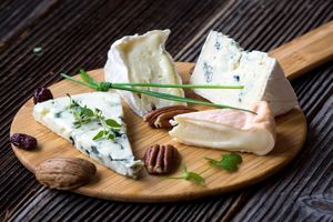 خوردن پنیر به خواب بهتر پشتیبانی می‌کند؟_آینده