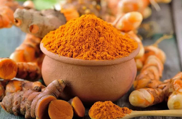 کدام داروها را نباید با زردچوبه مصرف کرد؟_آینده