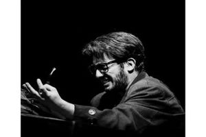 یک بازیگر جوان درگذشت_آینده