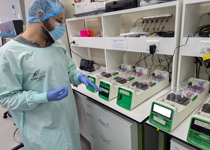 رونمایی از اولین رایانه زیستی جهان_آینده