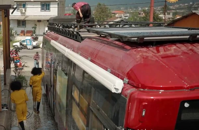 قیمت شگفت و نجومی ماشین ارسطو در سریال پایتخت_آینده