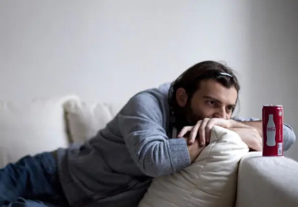 آیا شما هم دچار «اعتیاد به استرس» هستید؟ ۶ روش کاربردی برای رهایی از این رنج_آینده 44 اعتیاد به استرس و احساس گناه در زمان استراحت