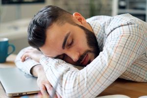 فواید چرت زدن برای سلامتی