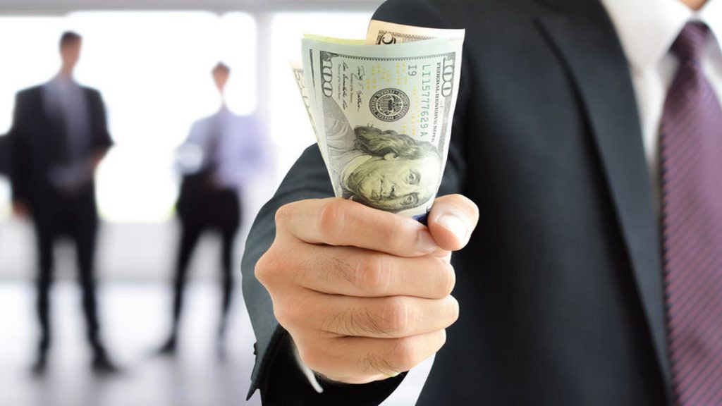 آشنایی با 14 شغل پردرآمدی که نیاز به یادگیری زبان انگلیسی دارند! 17 3 1