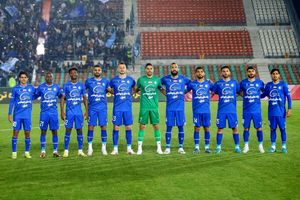 «یک بام و دو هوا» تا کی؟