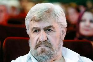 عنایت بخشی در بیمارستان بستری شد_آینده