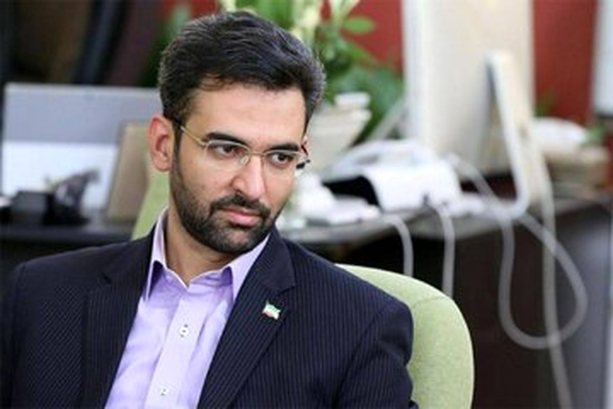 واکنش آذری جهرمی به انتخاب وزیر پیشنهادی اقتصاد؛ به نظرم انتخاب خوبی هست
