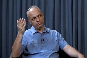 واکنش متفاوت زیدآبادی به معرفی وزیر پیشنهادی اقتصاد؛ روزهای سخت و سیاهی پیش رو خواهد داشت