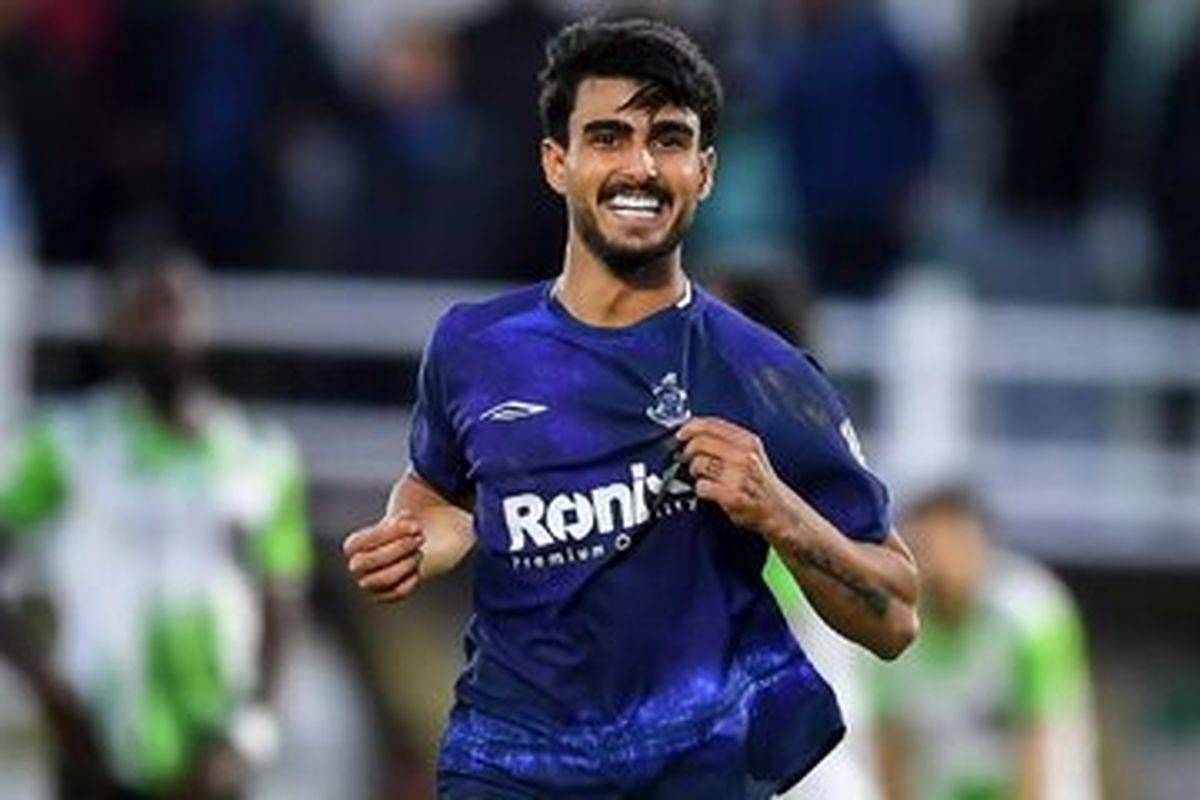 چرخش پدیده لیگ برتر به سمت پرسپولیس پس از مذاکره با استقلال