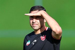 در یکسری از پست ها نیاز به جذب بازیکن داریم/ فعلا از هوش‌ طبیعی مان استفاده می‌کنیم/ ویدئو